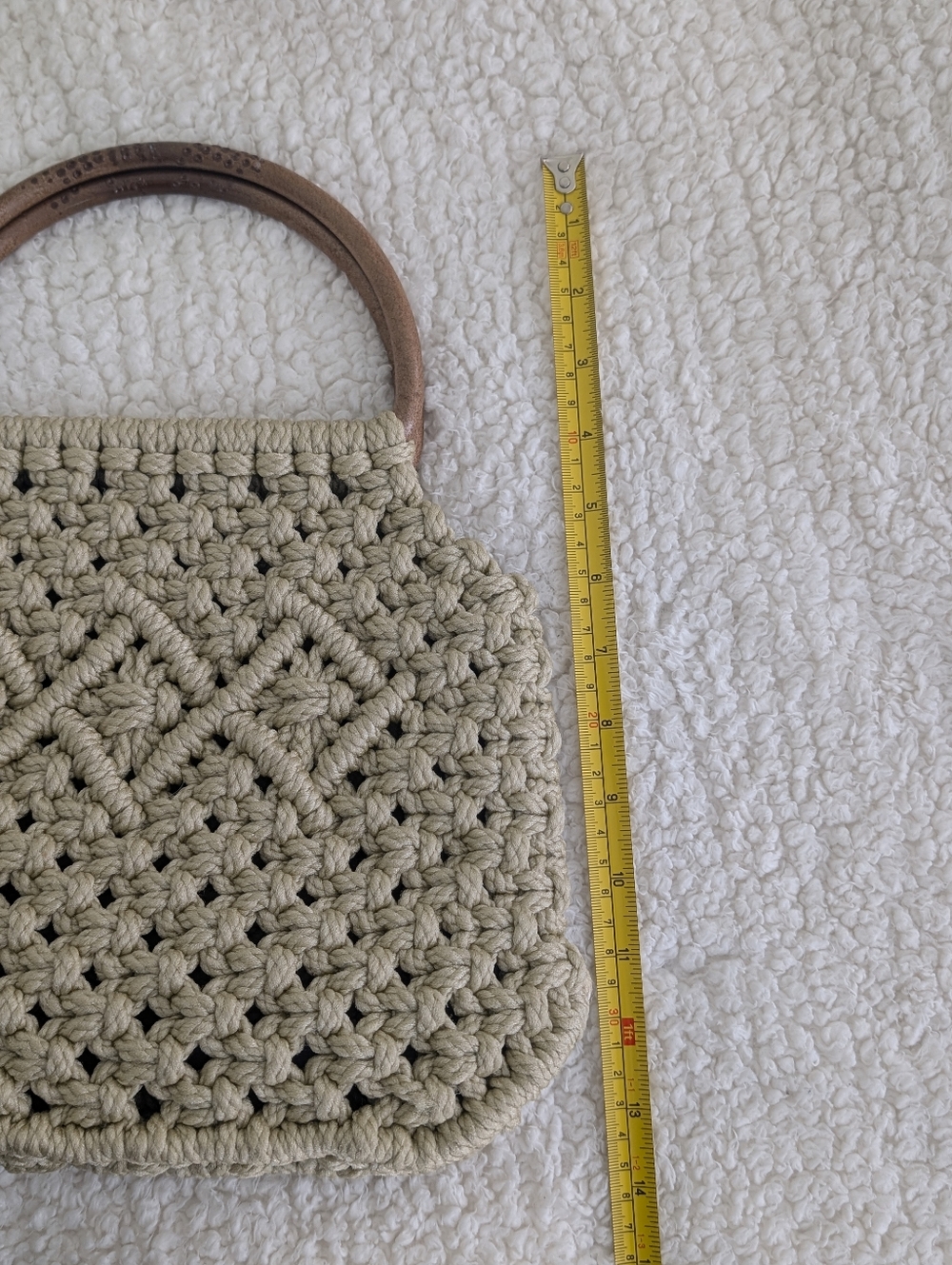 Handmade Macrame Handbag - Picture 2 of 12